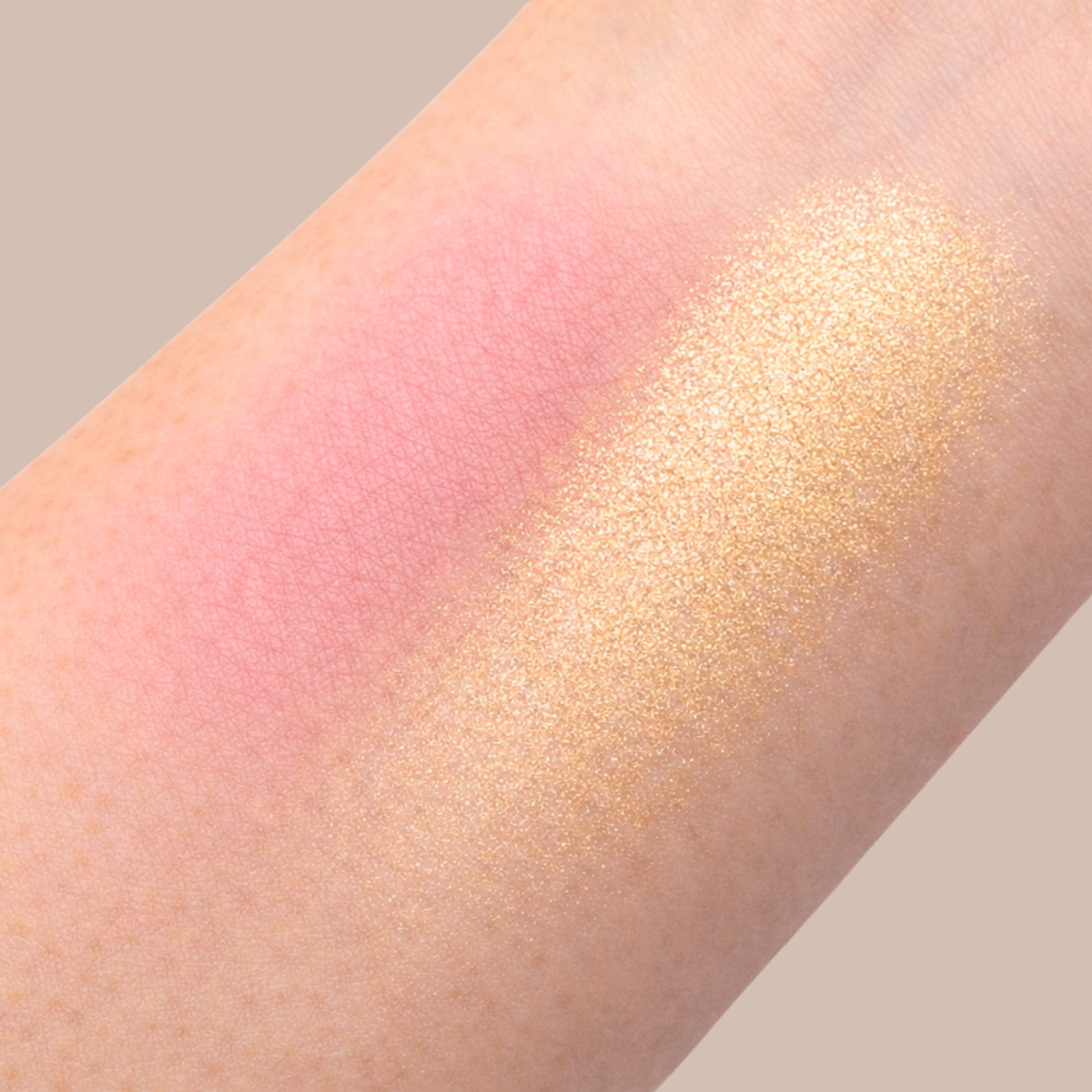 Highlighter Roge Brush 2 in 1 - Colorete e iluminador - 3,2g